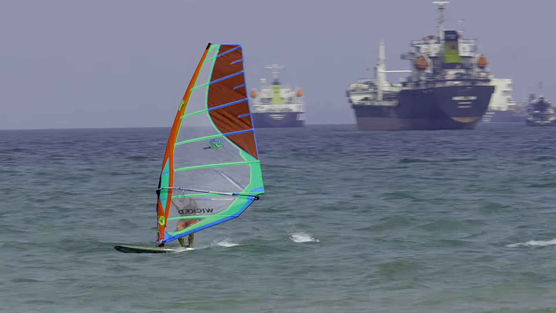 Screenshotter WindsurfingSingapore19Aug2018 0’45”